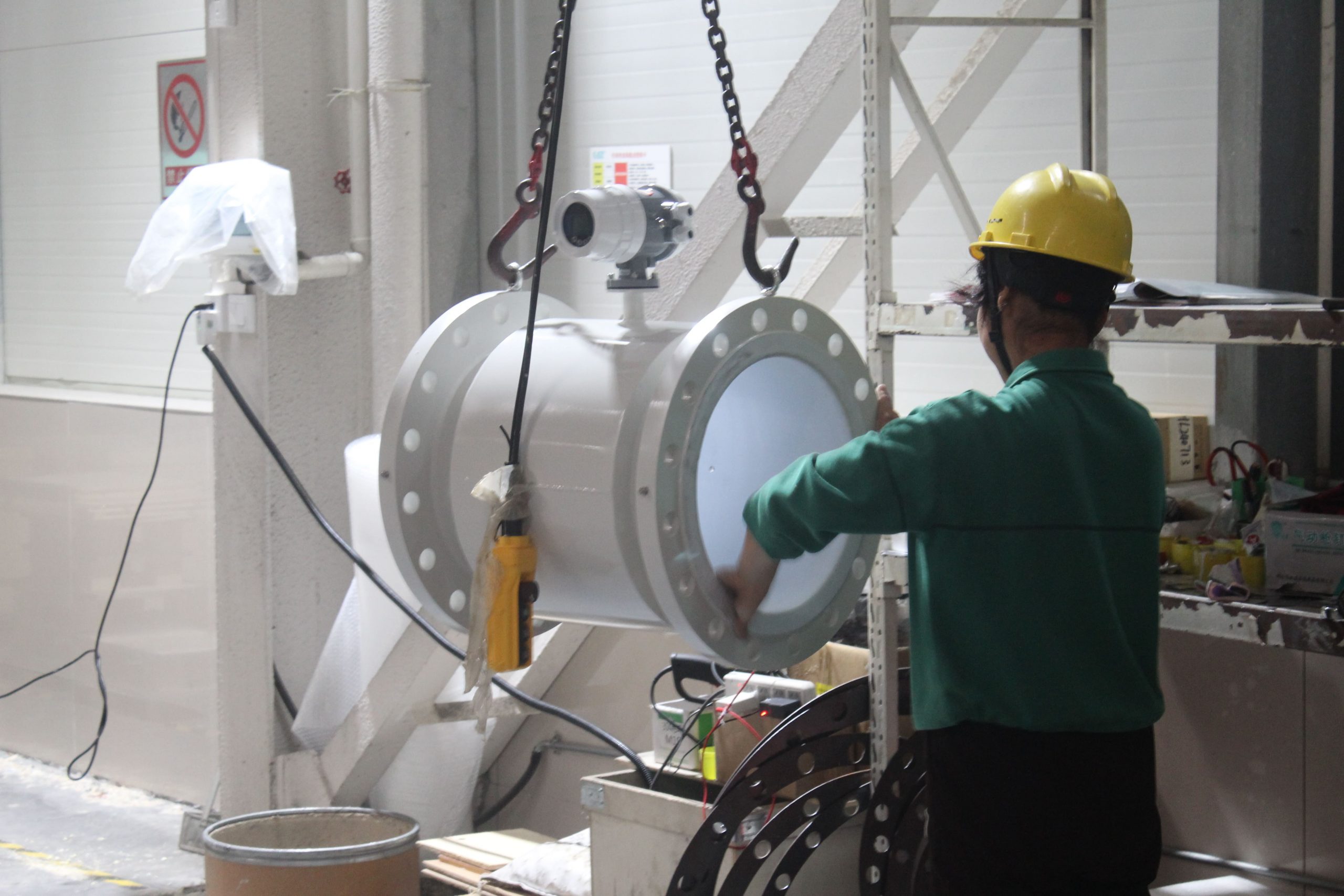 Electromagnetic flow meter several typical installation errors