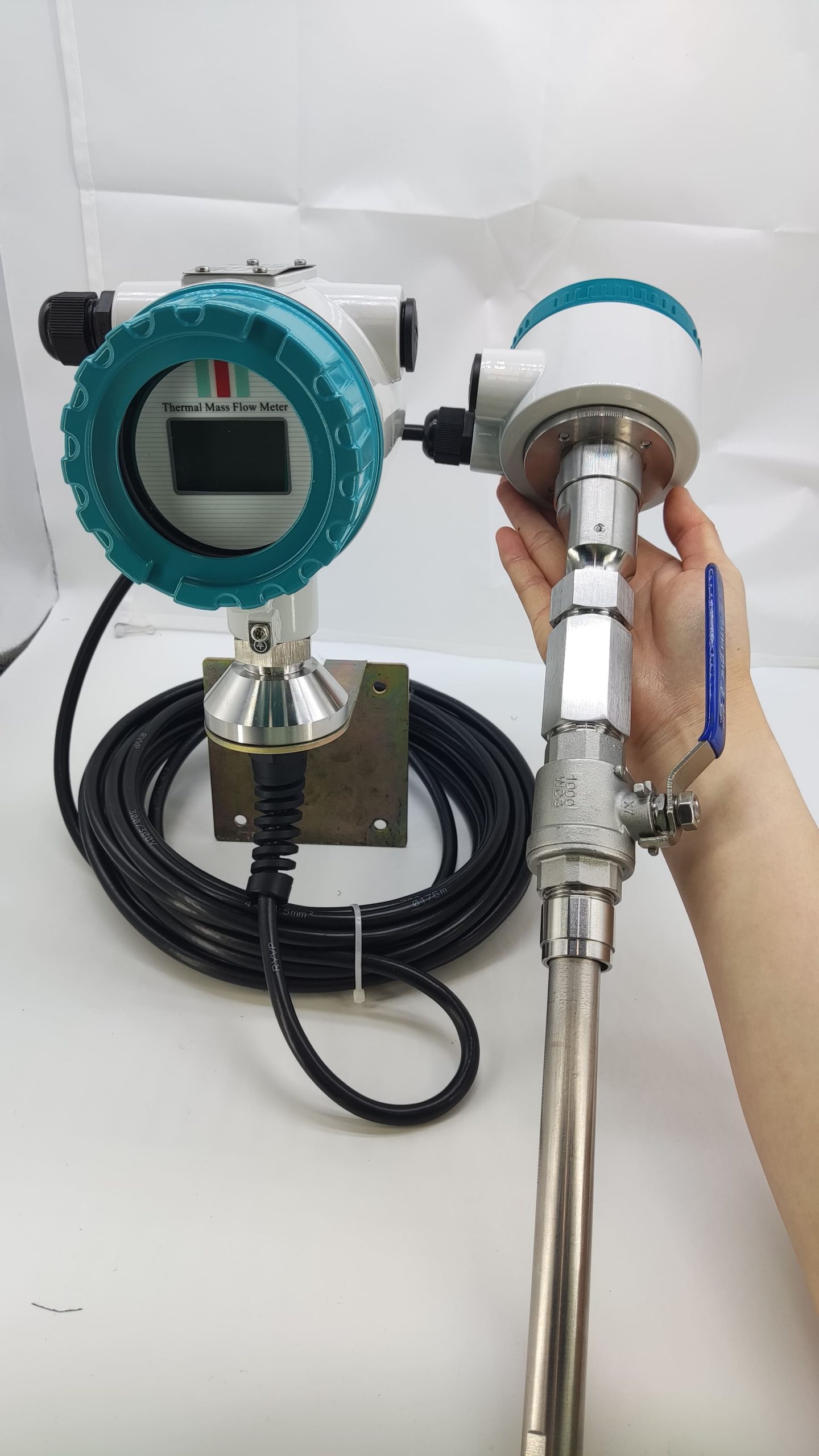 Measurement principle and application of thermal gas mass flow meter